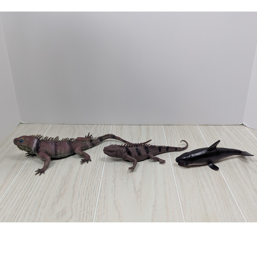 Animal Figure Lot 3pc Iguana Lizard Orca Whale Toys